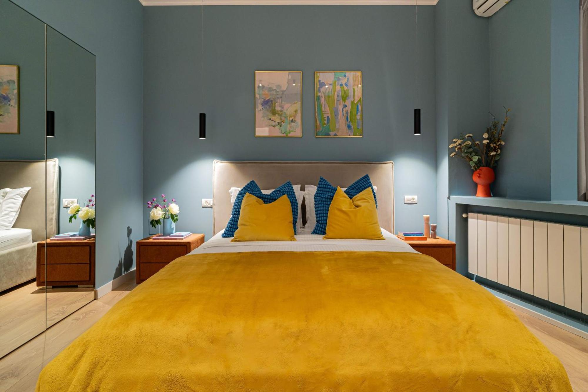 Celestial Azure - Tranquil 1Br In Piata Universitatii 부쿠레슈티 외부 사진